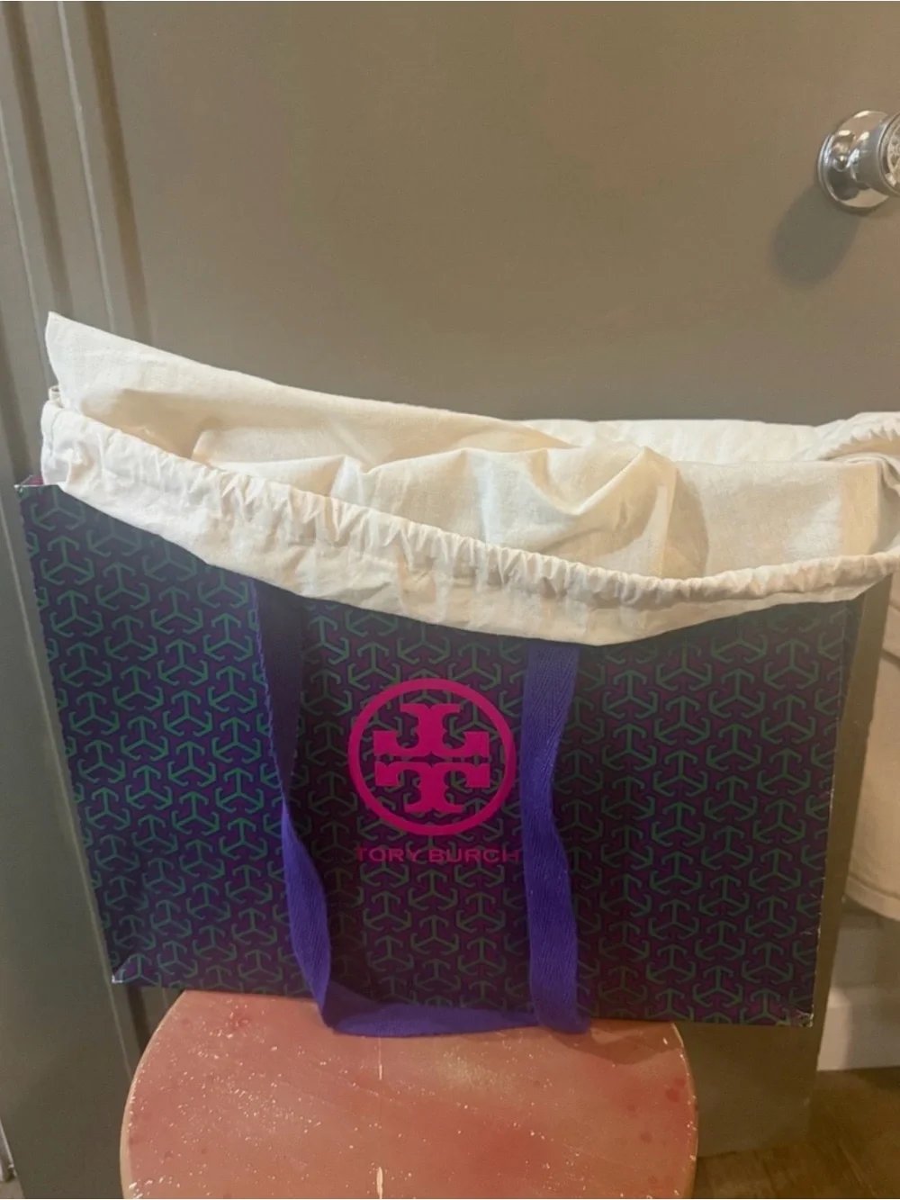 Tory Burch Perry Triple Compartment Tote w Logo Charm